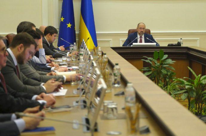 Кабмін передав на дороги 62 мільйони із програми МОЗ по онкозахворюванням