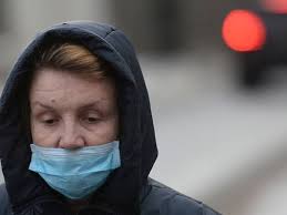 маска на підборіді