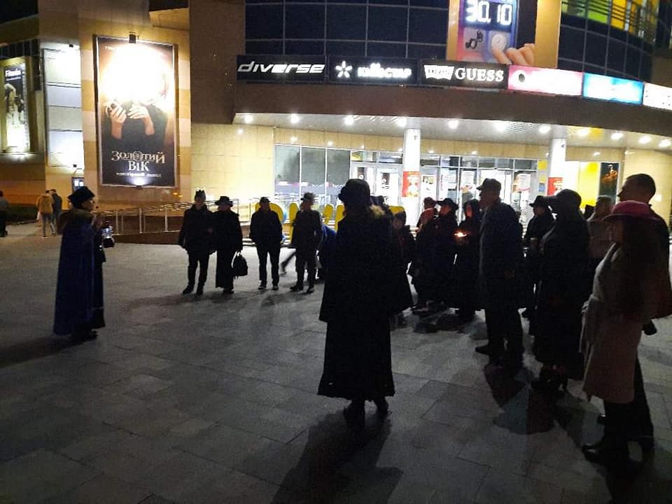 Рівняни вночі шпацерювали містом