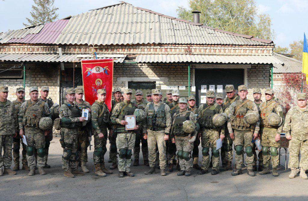 До Дня захисника України військові отримали нагороди (ФОТО)