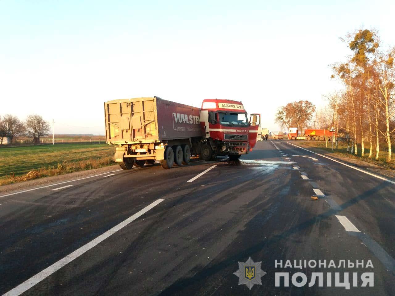 У ДТП загинули матір і дитина, іще двоє — у реанімації (оновлено)