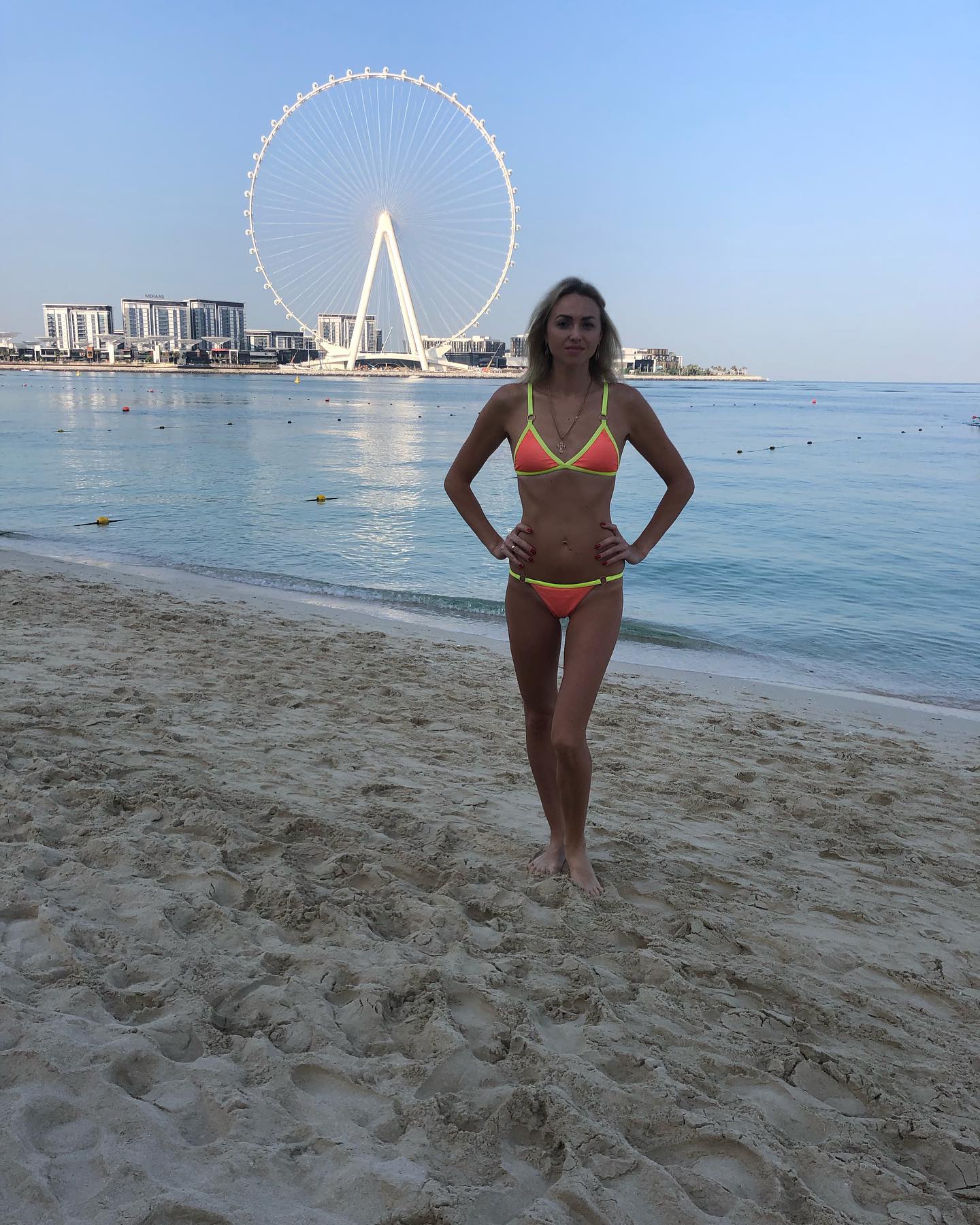 Без п’яти хвилин депутатка Рівного гайнула до Еміратів Без п’яти хвилин депутатка Рівного гайнула до Еміратів