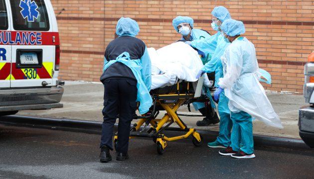 За останню добу в країні померло 421 людина від наслідків COVID-19