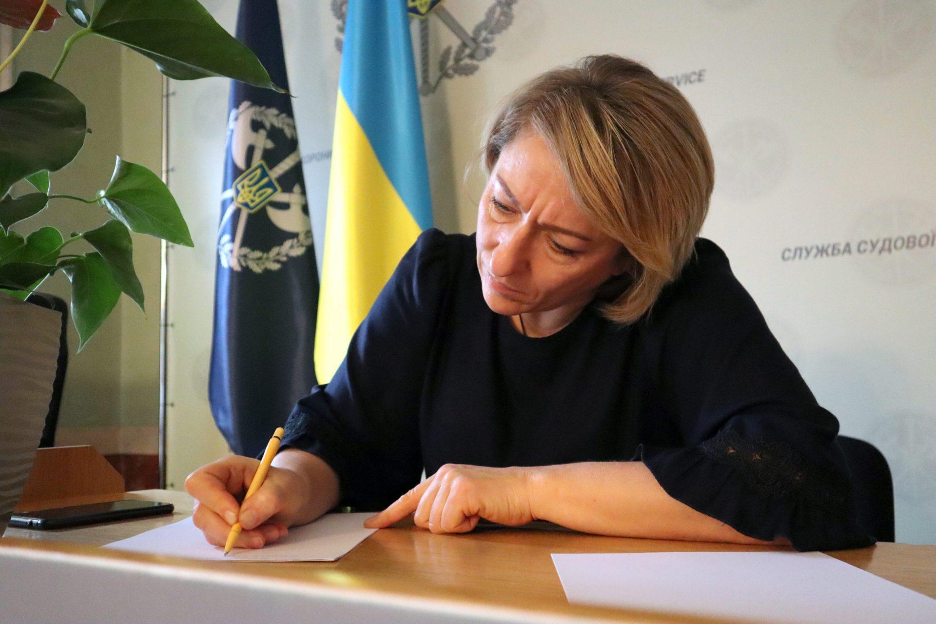 Судові охоронці Рівненщини написали радіодиктант