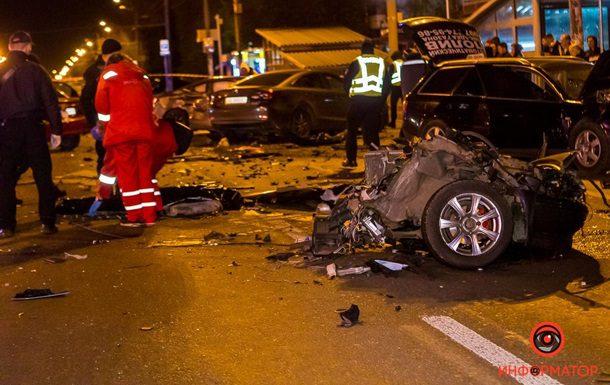 У Дніпрі жахлива ДТП за участю 5 автомобілів