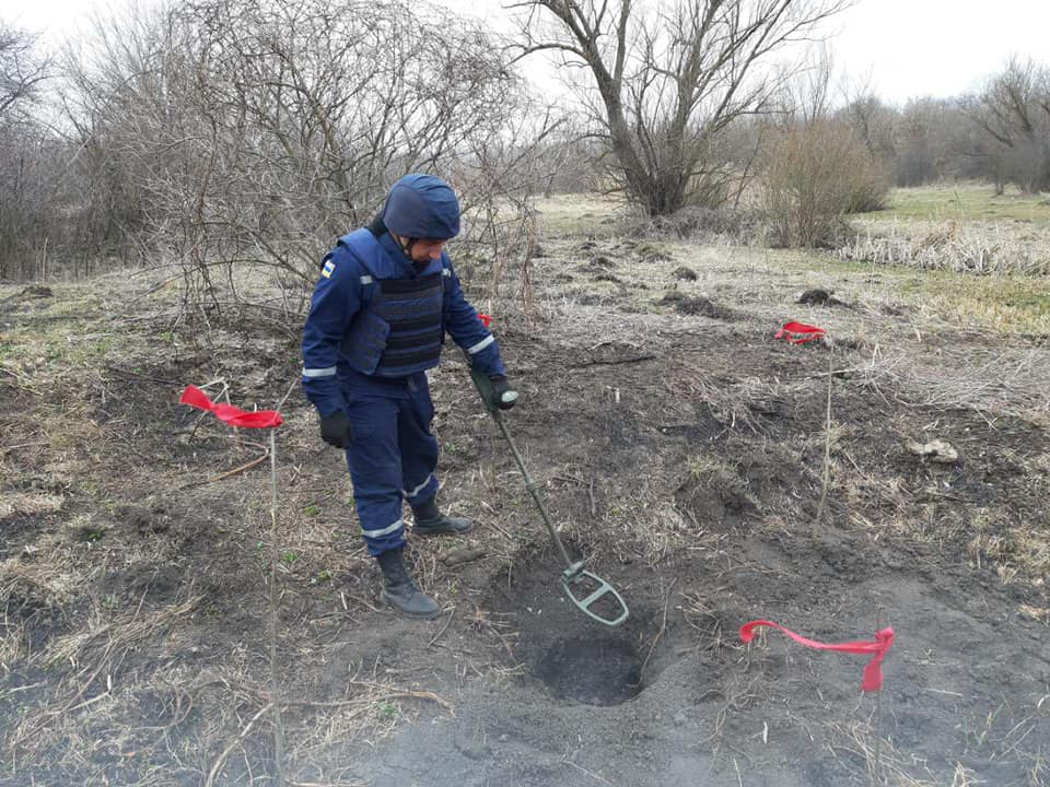 На Рівненщині знищили снаряд, який виявили поблизу церкви