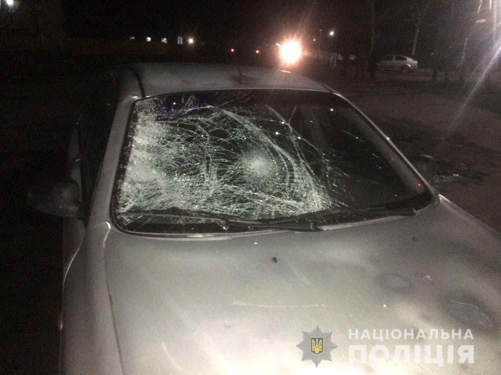 Під колесами легковика на Рівненщині загинув пішохід