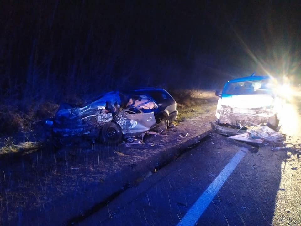 Поблизу Дубно вночі зіштовхнулися дві автівки, є постраждалі