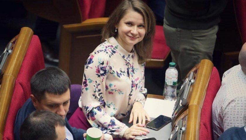 У Раді обговорюють висунення кандидатури депутатки “СН” Совгирі на посаду судді КСУ