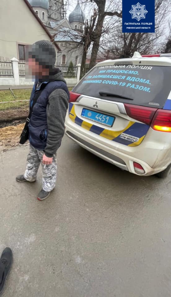 Поліцейські оштрафували водія автонавантажувача у Рокитному