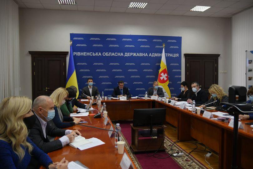 На Рівненщині готуються до реорганізації РДА ліквідованих районів