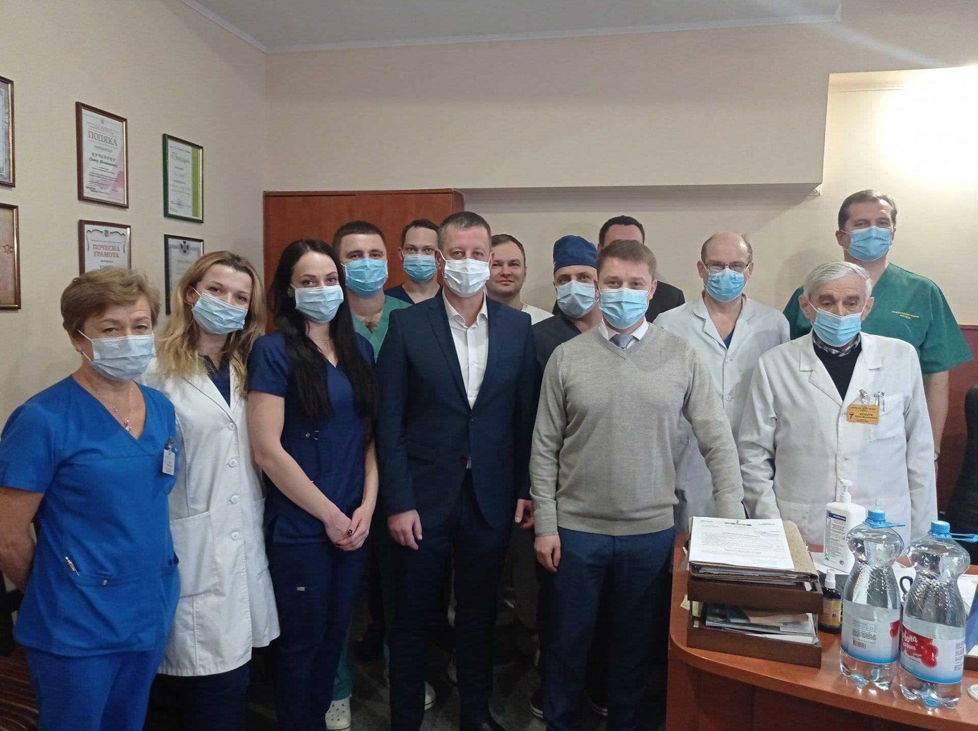 Олександр Третяк зустрівся з лікарями, які провели операцію з пересадки серця (ВІДЕО)