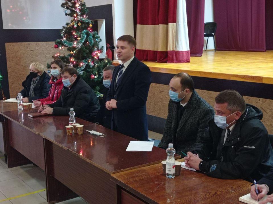 Мер Рівного із заступниками зустрілись з громадою Квасилова