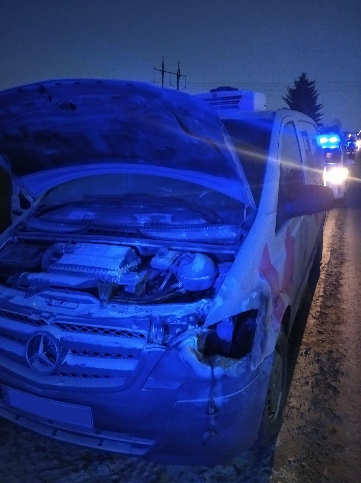 На Рівненщині під час руху загорівся автомобіль