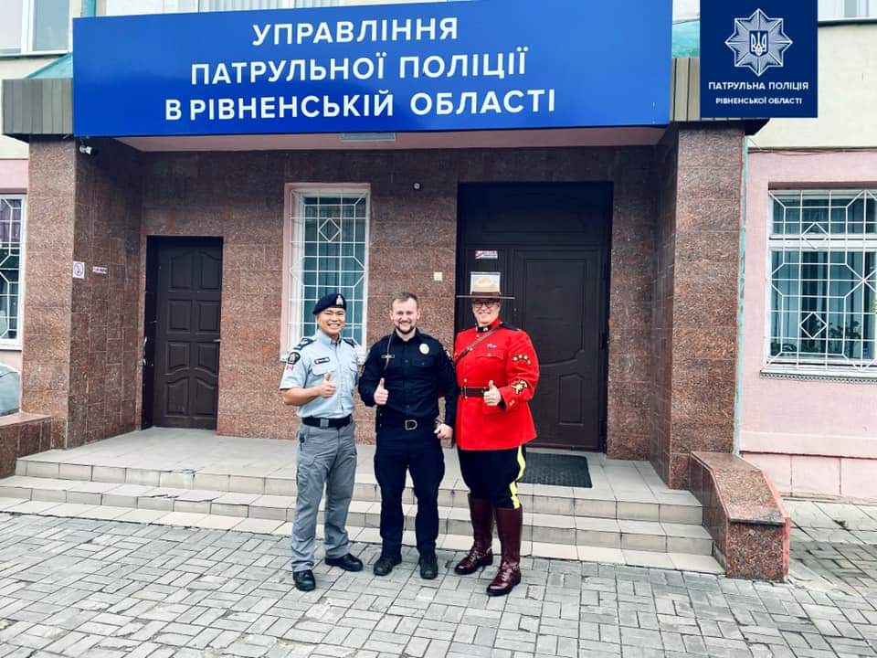 До рівненських патрульних завітали колеги з Канади