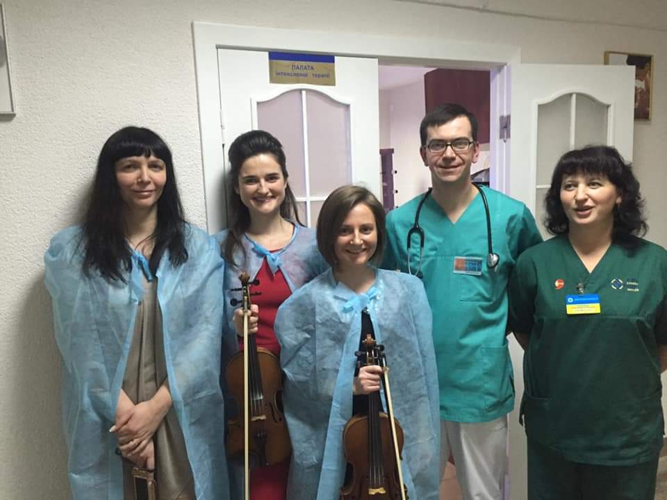 Рівненський лікар радить лікувати коронавірус за допомогою &#8220;тихих концертів&#8221;