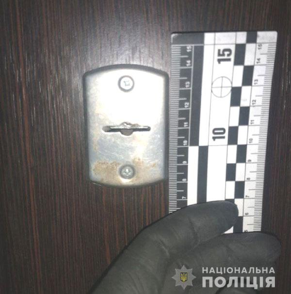 У Рівному затримали квартирного злодія рецидивіста