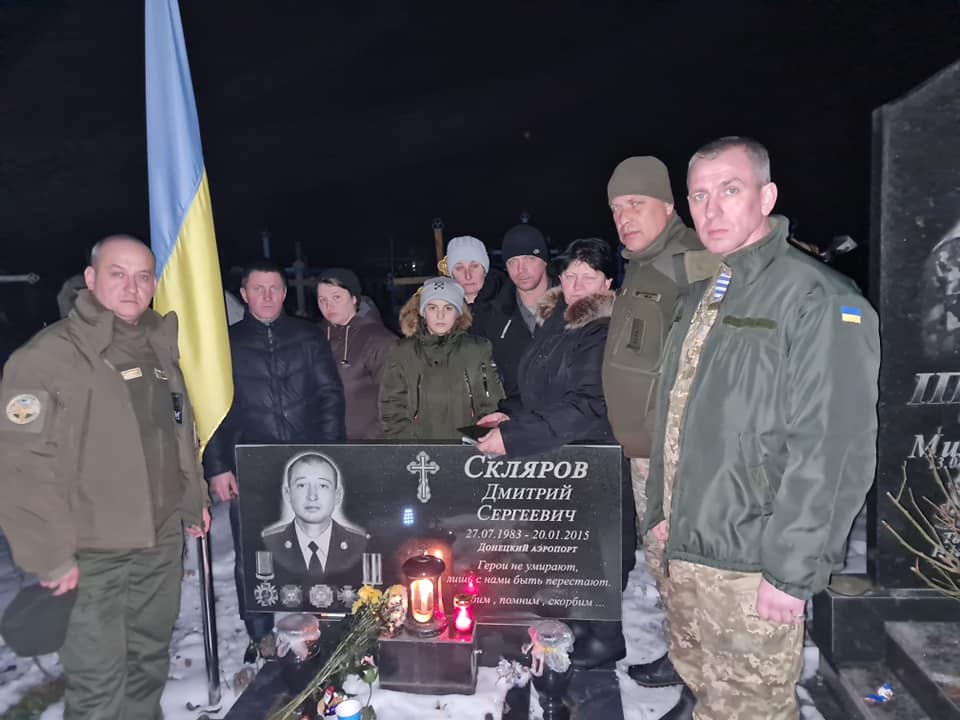 “Кіборг” з Рівного вшанував пам’ять загиблих побратимів “Кіборг” з Рівного вшанував пам’ять загиблих побратимів