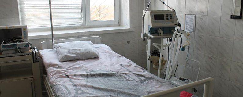 Четверо рівнян різного віку померло за вихідні від ускладнень коронавірусу