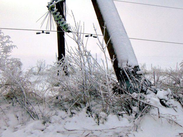 Більше 80 населених пунктів Рівненщини залишаються без електрики
