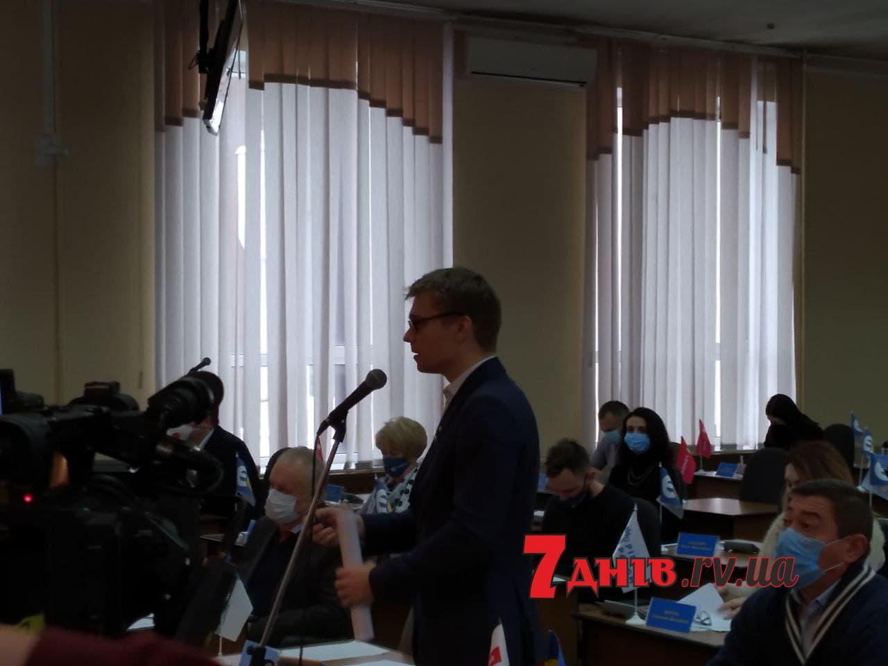 Депутати Рівнеради сперечаються щодо звернення по субсидіях до Президента України