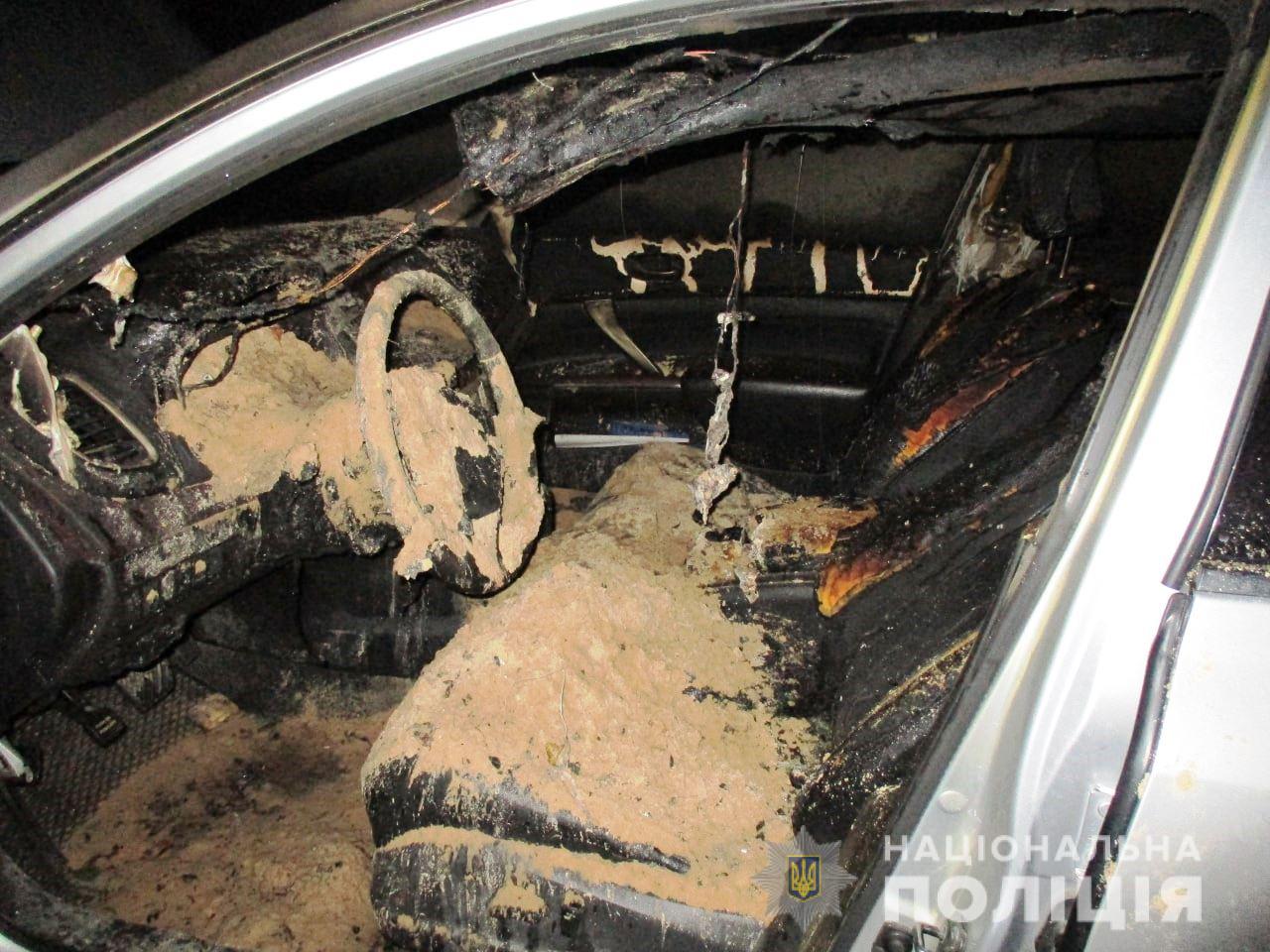 Сьогодні вночі на Сарненщині спалили автівку