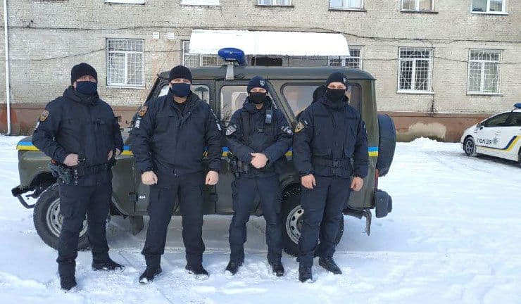 У Рівному спецпризначенці забезпечили супровід вагітної жінки до лікарні