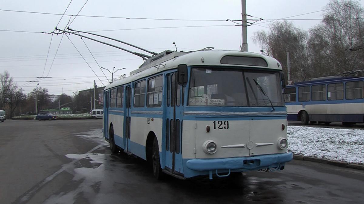 Старі рівненські тролейбуси виставлять на продаж