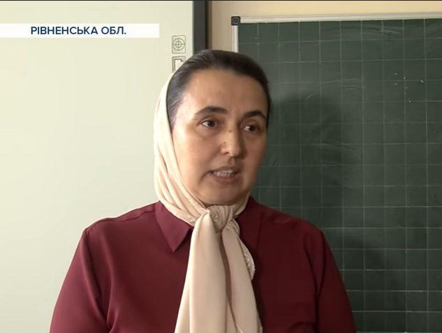 Вчителька з Вараша не платитиме 17 тисяч штрафу за маску