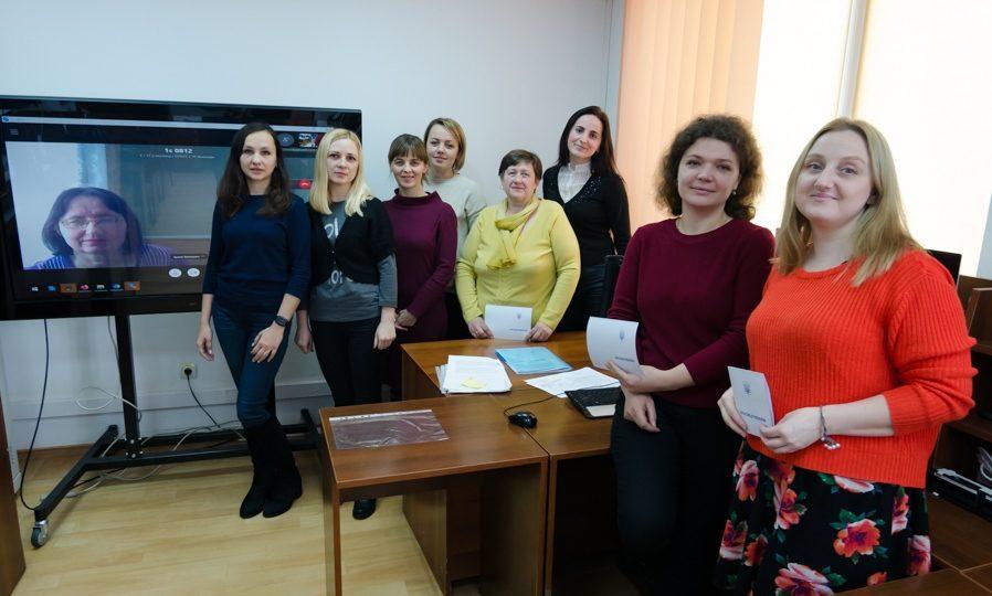 На Рівненщині медсестра перекваліфікувалася на бухгалтера