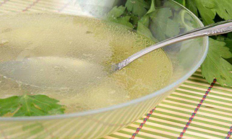 Курячий бульйон при застуді