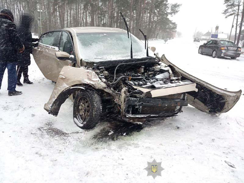 На Рівненщині в ДТП травмувалося троє людей