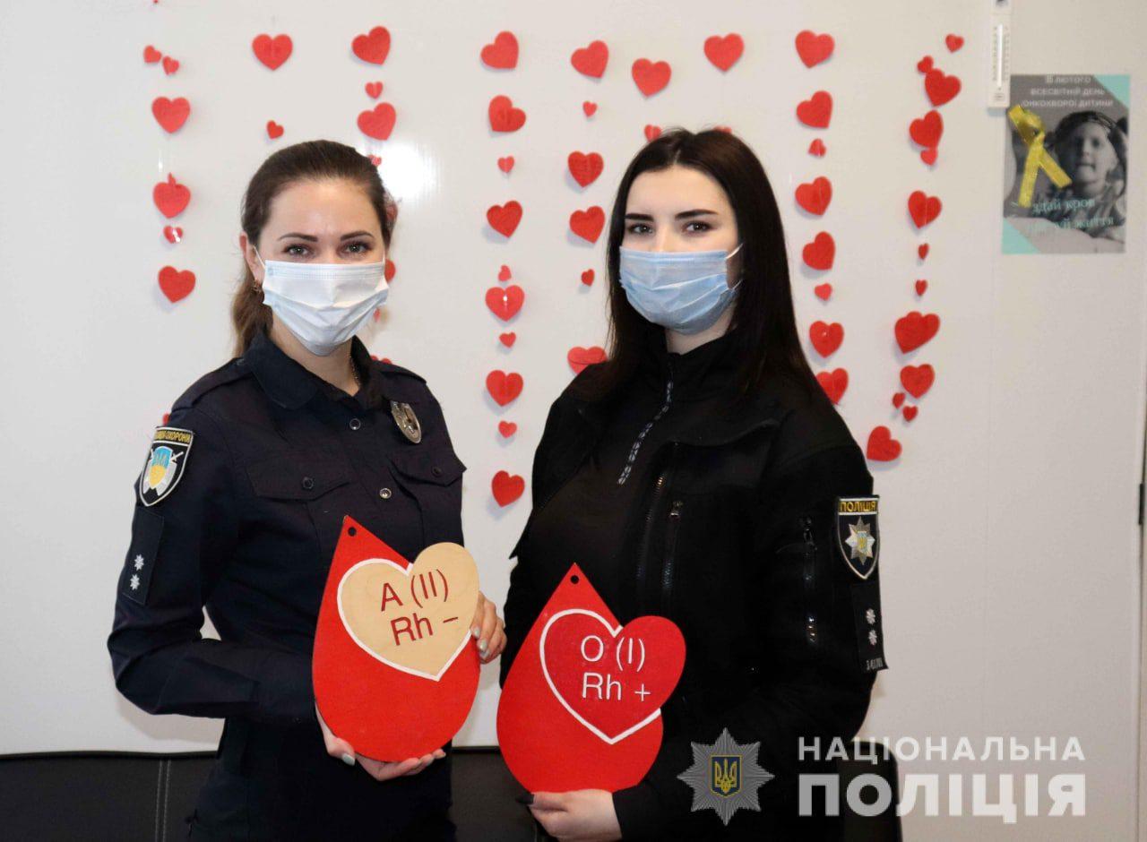 Рівненські поліцейські здали кров для онкохворих діток (фото)