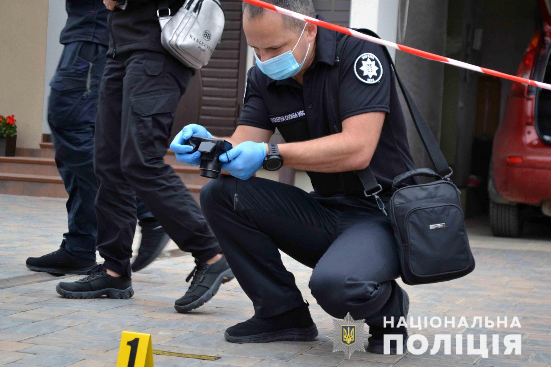 Слідчі Рівненщини скерували до суду провадження за фактами умисного вбивства чоловіка та замаху на вбивство доньки Слідчі Рівненщини скерували до суду провадження за фактами умисного вбивства чоловіка та замаху на вбивство доньки