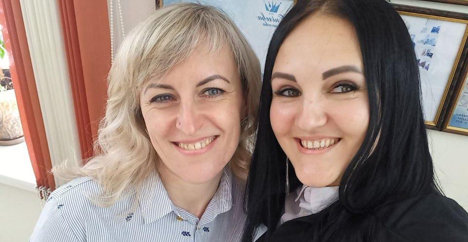 На Рівненщині безробітні, закохані у професію перукаря, долають цікавий шлях