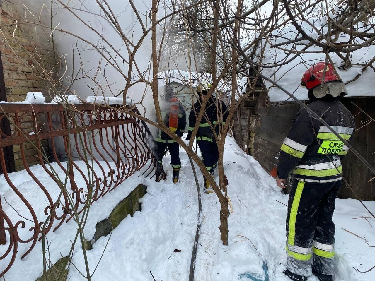 У Рівному на Золотіївській горів будинок