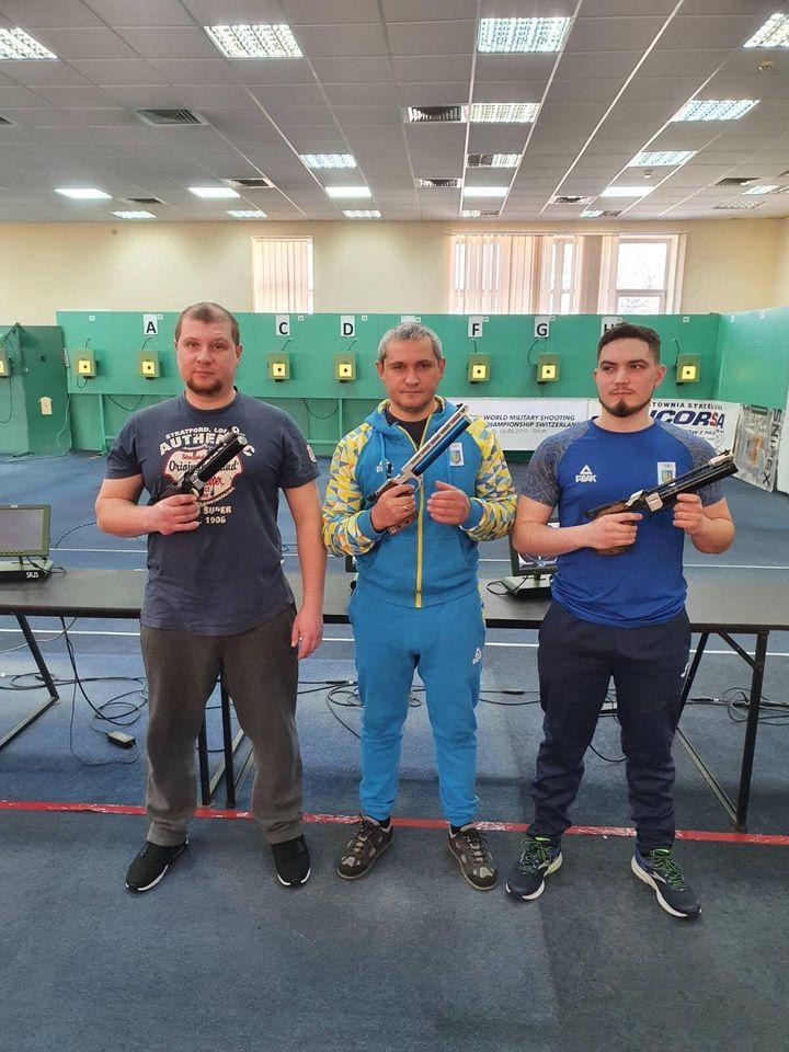 На Чемпіонаті України з кульової стрільби троє рівнян стали переможцями
