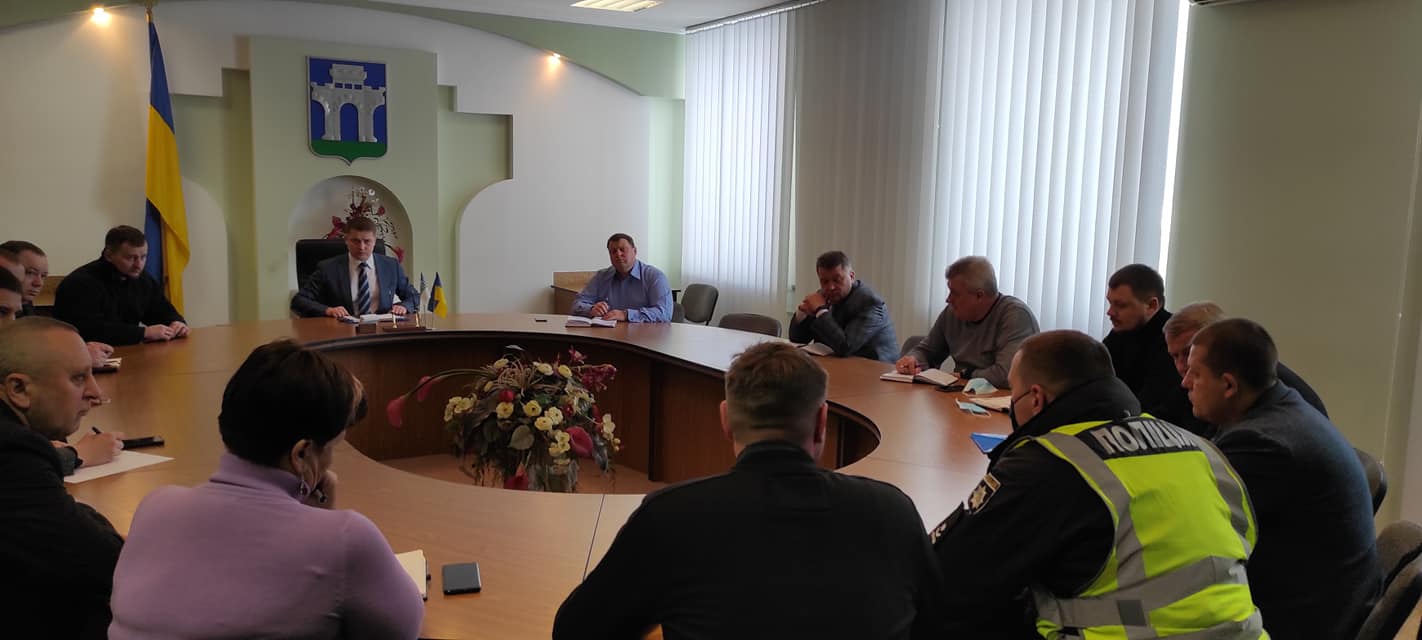 У Рівному до боротьби з негодою залучать військових