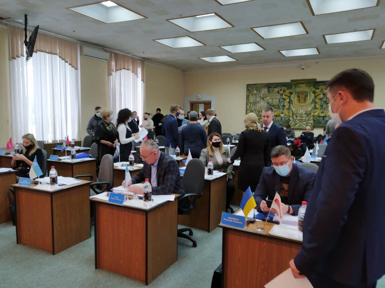 Сьогодні Рівнерада розгляне сотню земельних звернень