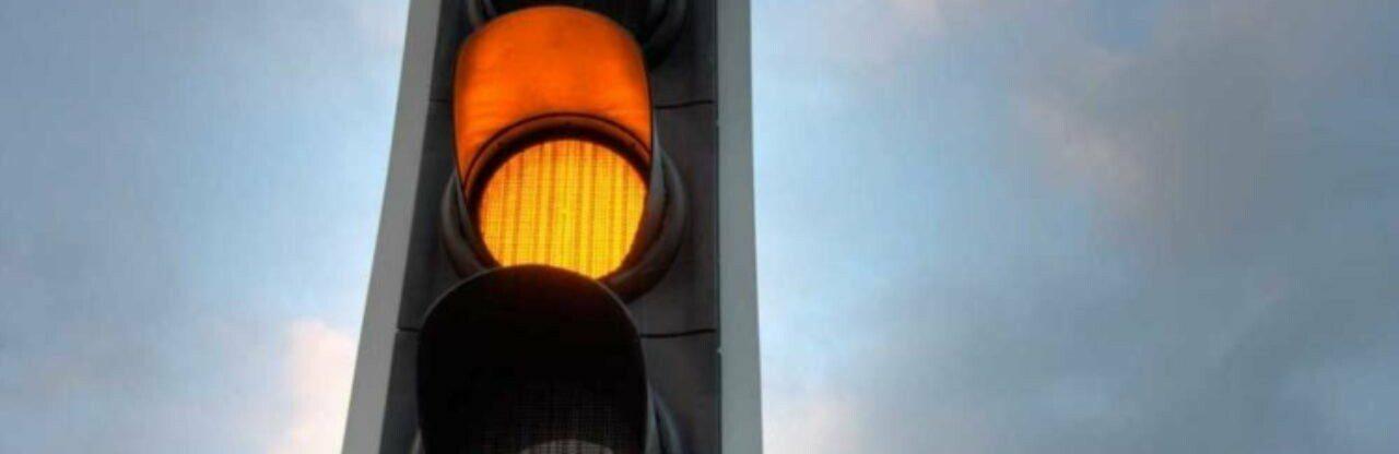 В Рівному частину світлофорів перевели в спеціальний режим роботи