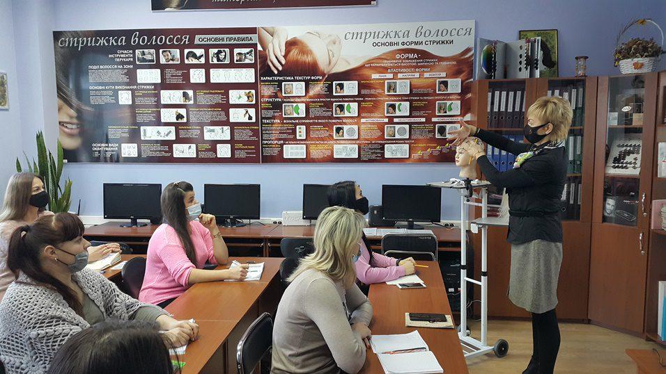 У Рівненському освітньому закладі відновлено навчання після карантину в звичному форматі