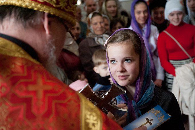Чи здатні діти спілкуватися з янголами і бачити Бога, – розповів рівненський священик