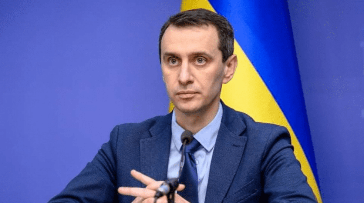Міністр охорони здоров’я проти зупинки вакцинації на свята