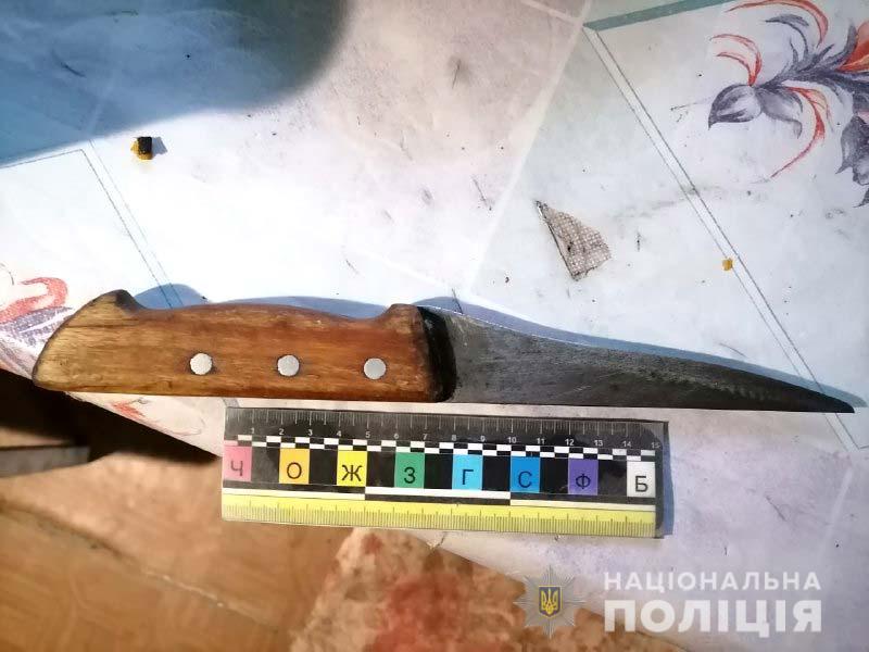З Великого Житина госпіталізували чоловіка  з ножовим пораненням
