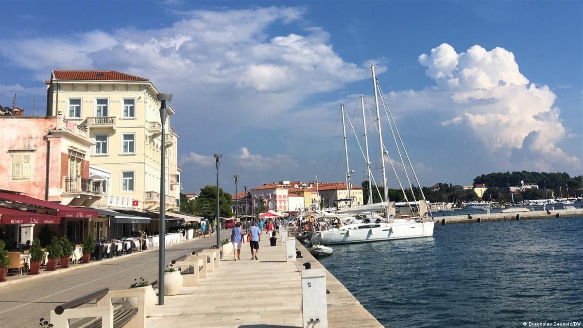 Від сьогодні Хорватія дозволить з в’їзд вакцинованим туристам Від сьогодні Хорватія дозволить з в’їзд вакцинованим туристам