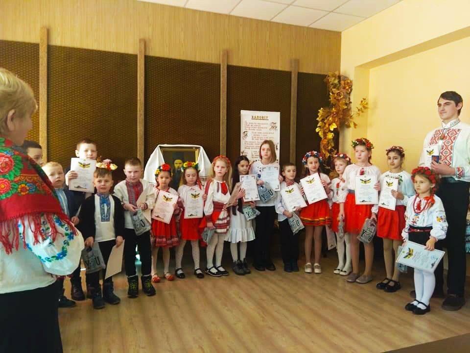 У Рівному школярі взяли участь у конкурсі «І твоя, Кобзарю, слава не вмре, не поляже»