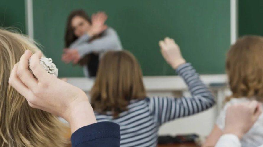 До уваги батьків: штраф за образу вчителя – 5100 грн