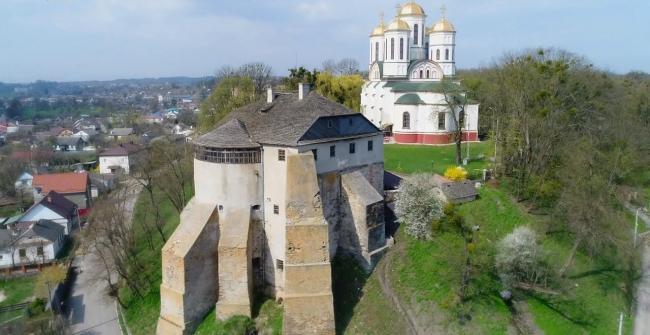 Під час «Великої реставрації» відновлять близько 150 туристичних магнітів України