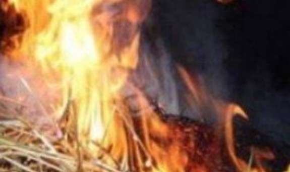 Чоловік з обгорілими кистями рук сам прийшов до швидкої Чоловік з обгорілими кистями рук сам прийшов до швидкої