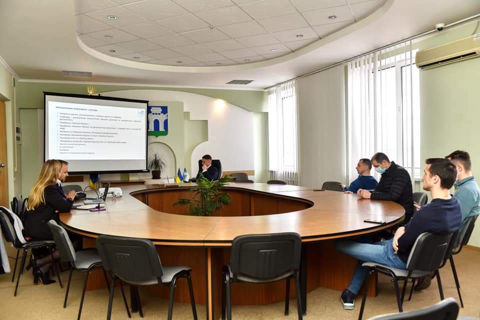 У Рівному презентували систему єдиного електронного квитка У Рівному презентували систему єдиного електронного квитка